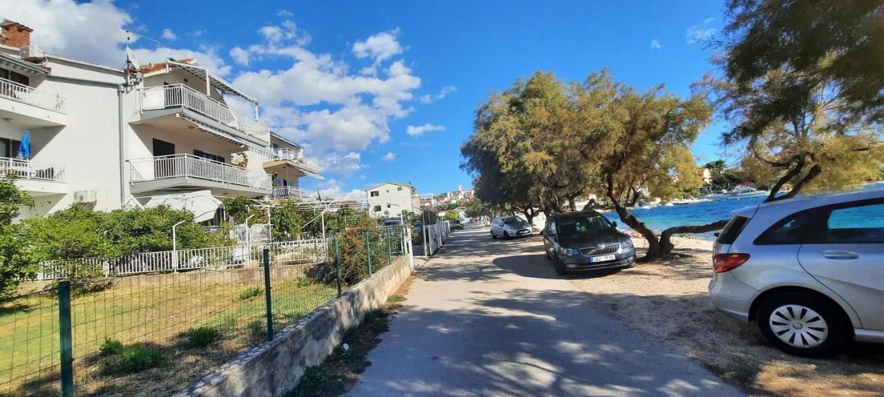 Apartments Ana Bilota Сегет-Враница Экстерьер фото