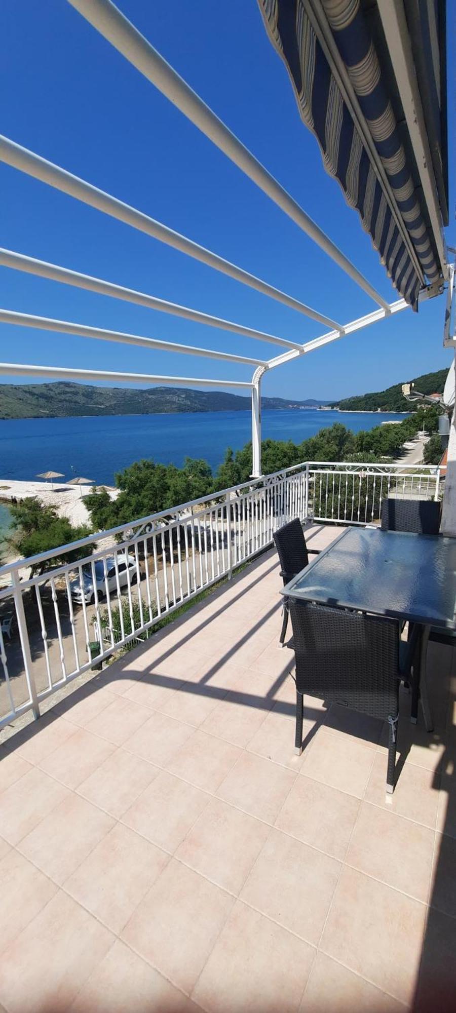 Apartments Ana Bilota Сегет-Враница Экстерьер фото